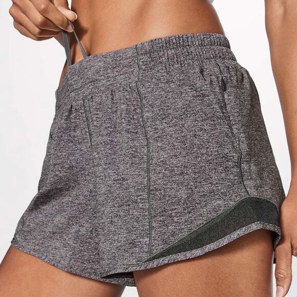 LULULEMON Hotty Hot Short Heather Lux Multi Black 6 - Picture 1 of 9